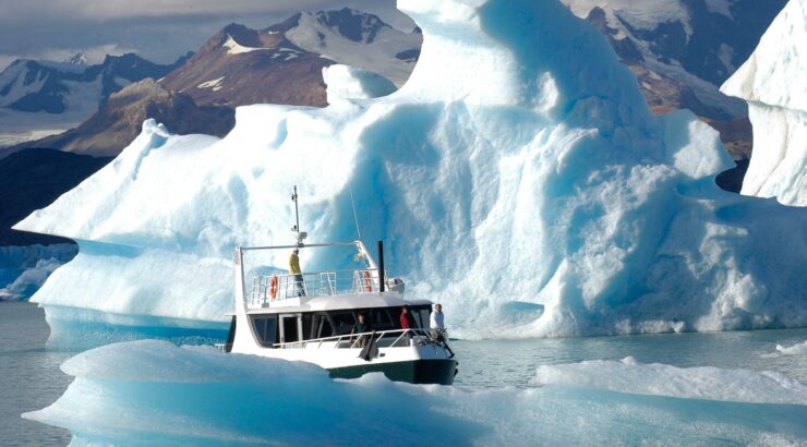Gourmet Glaciers Cruise Experience