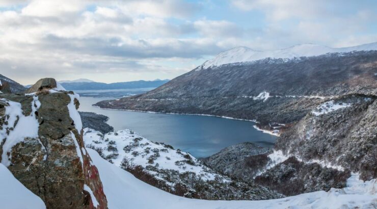 Lago Escondido y Centro Invernal