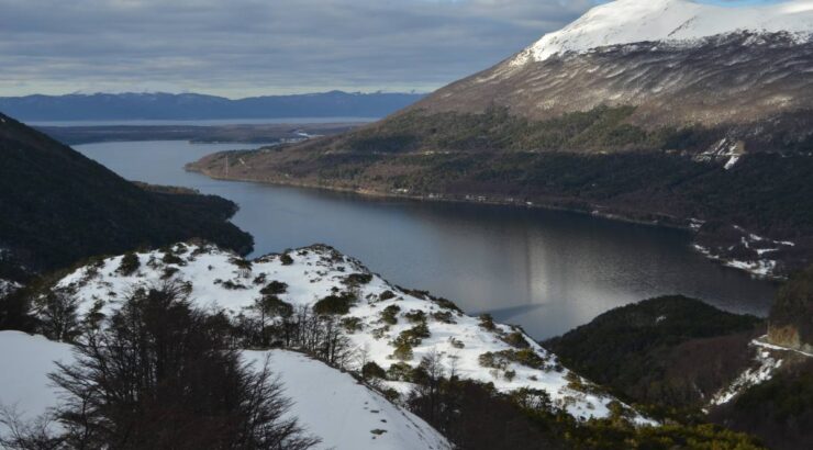 Lago Escondido y Centro Invernal