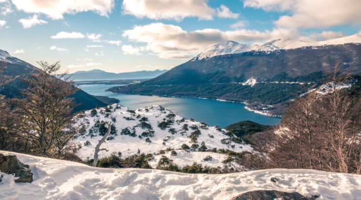 Lago Escondido y Centro Invernal