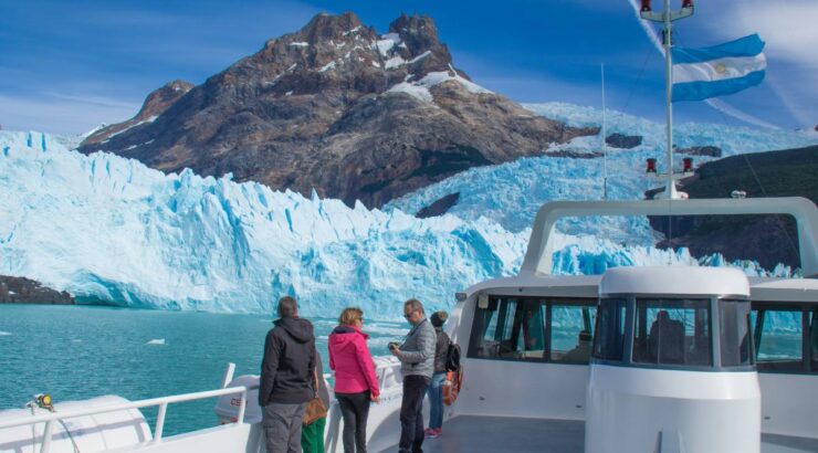 Gourmet Glaciers Cruise Experience