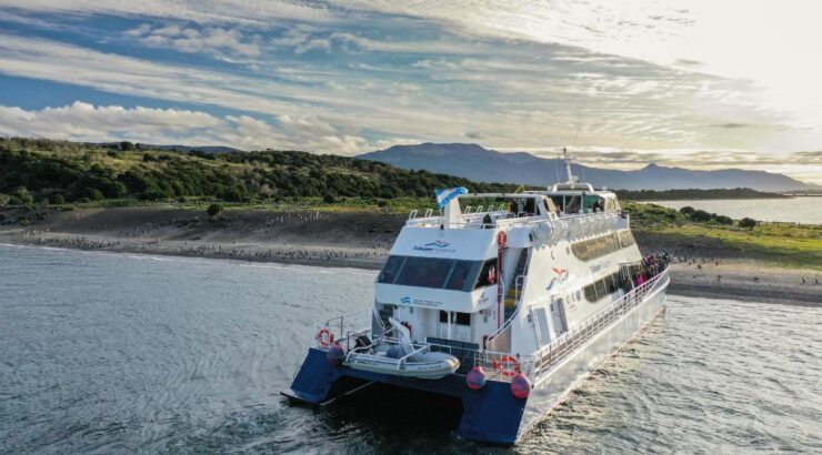 Parque Nacional Tierra del Fuego + Pinguinera