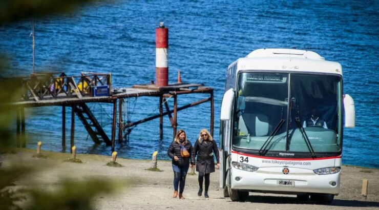 Traslados + Parque + Navegação no Canal de Beagle