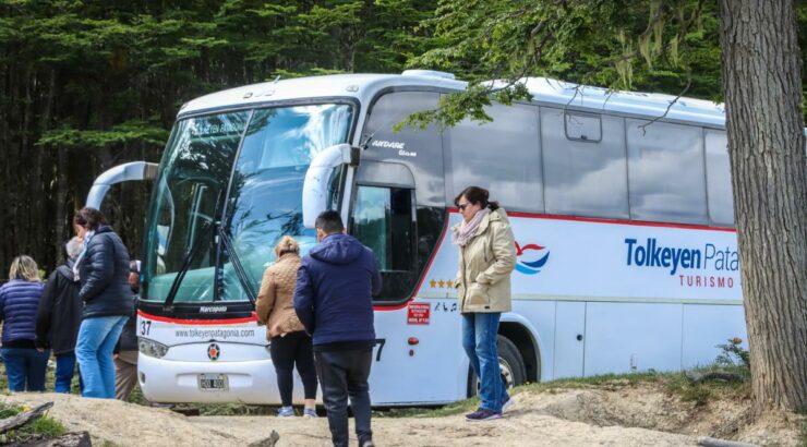 Parque Nacional Tierra del Fuego + Navegacion Isla Redonda